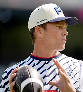 NFL Icon Tom Brady In Talks With WWE For Potential Wrestlemania 42 Appearance