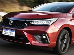 नई Honda City का डिजाइन लीक! 2027 में आएगा 'बाहुबली' अवतार, फीचर्स देख भूल जाएंगे महंगी गाड़ियां