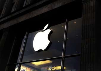 Apple की 3 अल्ट्रा डिवाइस लॉन्च करने की तैयारी, iPhone Fold, OLED MacBook Pro से लेकर नए AirPods भी