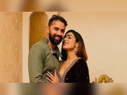 Inside Mamaearth Founders' Delhi Home With An Aravalli-View Balcony