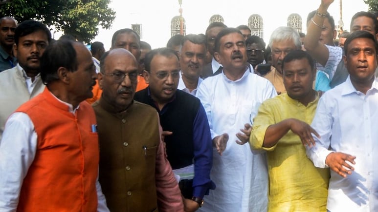 दो चरण में चुनाव, दागी अधिकारियों को हटाने का आग्रह, बीजेपी ने बंगाल चुनाव के लिए EC के सामने रखी मांग