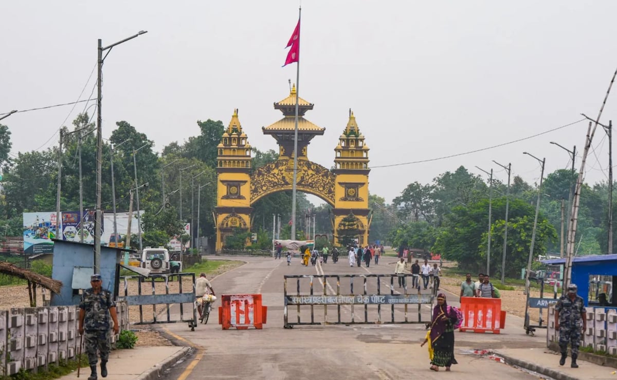 अपना 100% पेट्रोल भारत से खरीदता है नेपाल, चुनाव के नतीजे का बिजनेस पर क्या पड़ेगा असर?