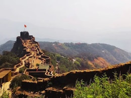 Shivneri Fort QR Code: शिवप्रेमींसाठी मोठी बातमी! छत्रपतींचा शिवनेरी किल्ला बोलणार; QR कोड स्कॅन करताच इतिहास