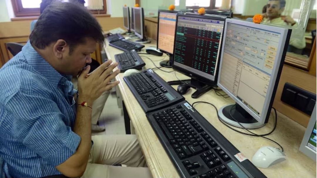 Stock Market LIVE Updates, Sensex Today: Sensex Falls 250 Points, Nifty Down 65 Amid Negative Global Cues