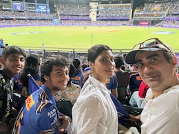 Exes Ranvir Shorey And Konkona Sensharma Get Together At Wankhede For IPL Match