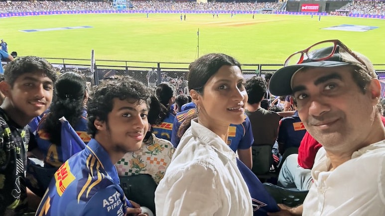 Exes Ranvir Shorey And Konkona Sensharma Get Together At Wankhede For IPL Match