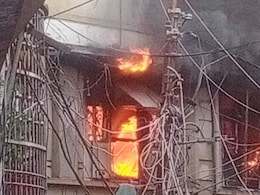 Gwalior Fire: लकड़ी के बड़े व्यापारी के घर में लगी भीषण आग, Army-Air Force की फायर ब्रिगेड भी पहुंची, महिला की मौत &nbsp;