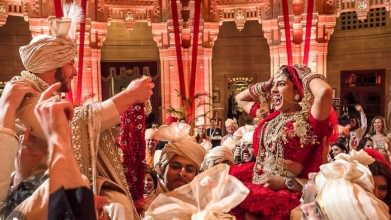 4 दिन की शादी, करोड़ों का फटका! प्रियंका-निक की शादी का असली खर्च आया सामने, सिर्फ महल पर उड़ा दिए इतने पैसे