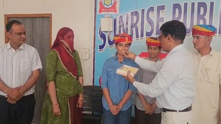 पिता के 'पेपर लीक' कांड से लगा था परिवार पर दाग, बेटी ने 10वीं में 99% लाकर धोया 'कलंक'