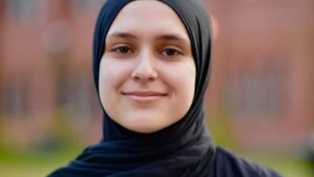 Who's Sameerah Munshi? Only Muslim Woman On White House Religious Liberty Commission Quits Over 'Illegal War'