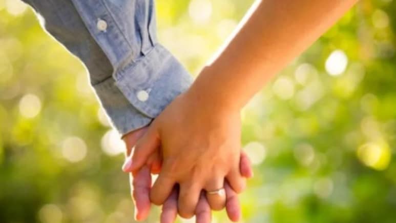 तलाक नहीं, किराए पर दे रही पति! पत्नी का अजीब ऑफर सुन दुनिया हैरान, बोली- हर महीने 85 हज़ार दो और ले जाओ