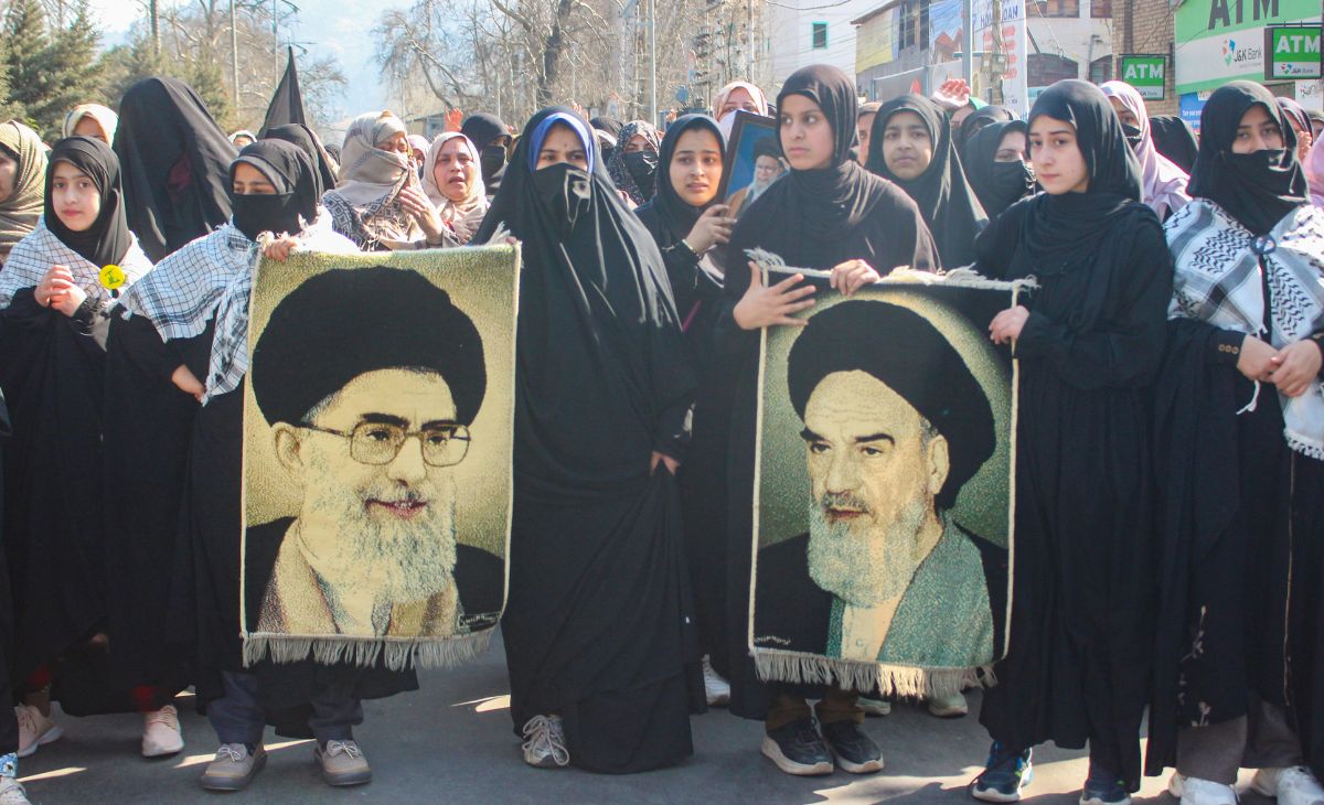 खामेनेई के मारे जाने के बाद सरकार की चुप्पी पर कांग्रेस ने उठाए सवाल, भारत में कई जगह विरोध-प्रदर्शन