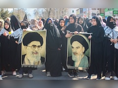 खामेनेई के मारे जाने के बाद सरकार की चुप्पी पर कांग्रेस ने उठाए सवाल, भारत में कई जगह विरोध-प्रदर्शन