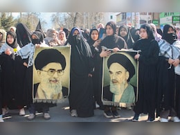 खामेनेई के मारे जाने के बाद सरकार की चुप्पी पर कांग्रेस ने उठाए सवाल, भारत में कई जगह विरोध-प्रदर्शन