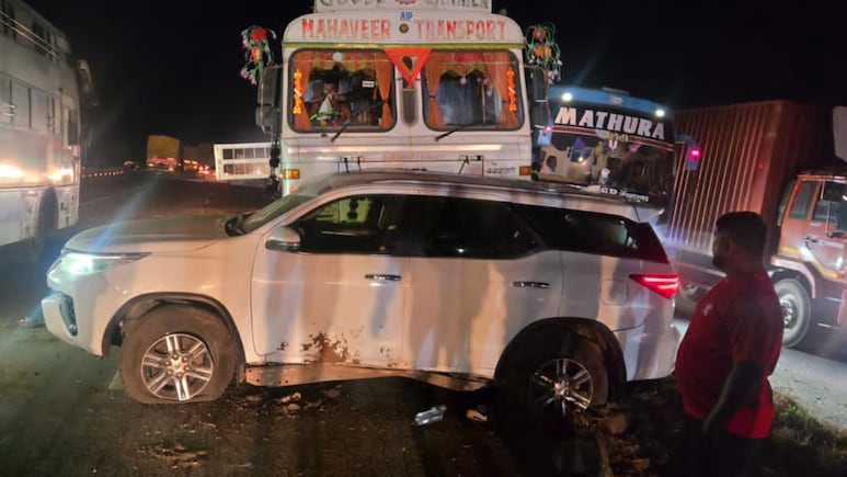 Accident News: भाजप प्रवेश करुन परतताना भीषण दुर्घटना; तानाजी सावंत यांचे पुतणे बचावले, महामार्गावर काय घडलं?