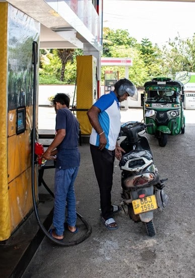 Sri Lanka Announces 4-Day Work Week, Declares Wednesdays Off To Save Fuel