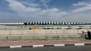 दुबई एयरपोर्ट के पास ईरानी ड्रोन हमले से भीषण आग, सभी उड़ानें रद्द