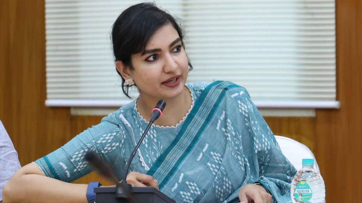 कौन हैं कांग्रेस विधायक सोफिया फिरदौस, जिन्होंने बीजेपी के समर्थन में डाला राज्यसभा का वोट