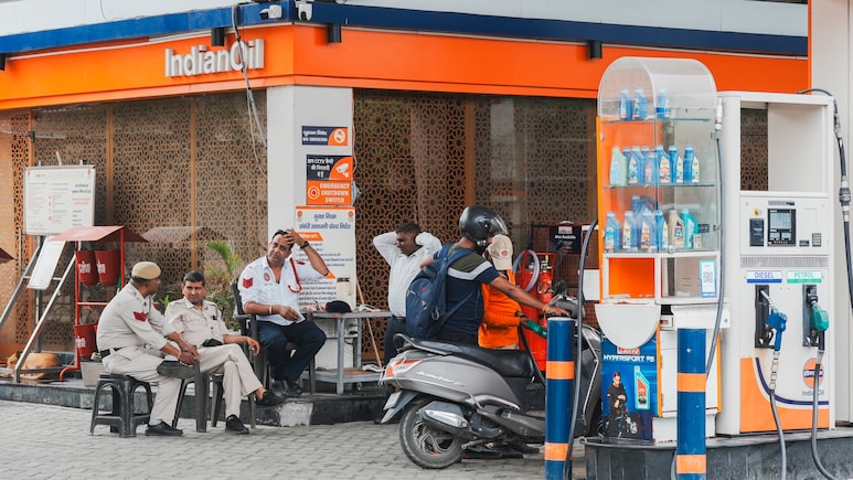 BPCL, IOCL And HPCL Downgraded By HSBC Amid Iran War; Only One Stock Survives The Hit