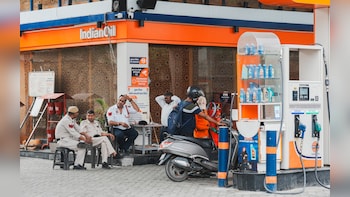 Election Impact: Have Petrol, Diesel Prices Gone Up On April 29? Check New Rates In Kolkata, Mumbai, Chennai, And More
