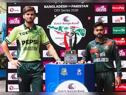 PAK vs BAN Live Score 1st ODI: पाकिस्तान कर रही पहले बल्लेबाजी, जानें पल-पल का अपडेट