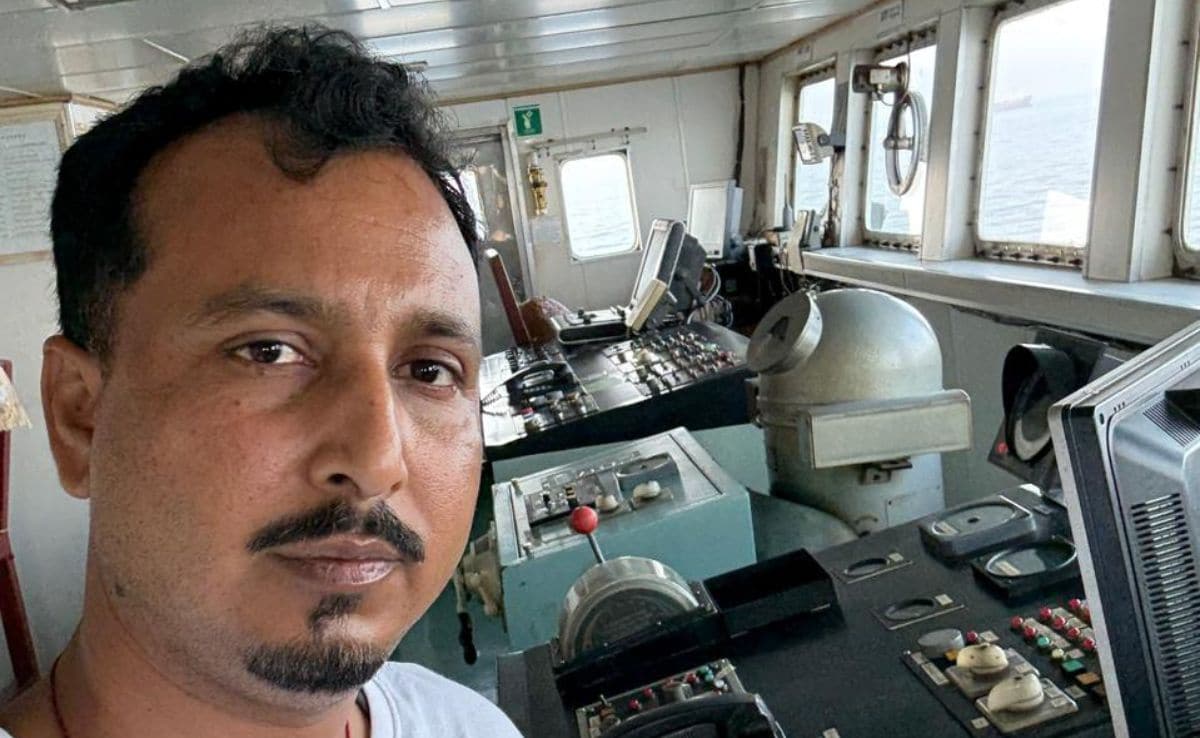 2 Indians Killed In Iran Attack On Oil Tanker 'Skylight' In Strait Of Hormuz