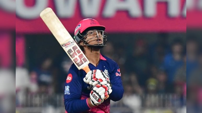 RR vs CSK: 15 साल की उम्र में वैभव सूर्यवंशी ने सिर्फ '15 गेंदों' में लगाई IPL फिफ्टी, क्रिकेट जगत को किया हैरान