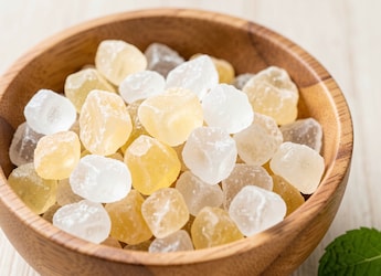 These 3 Gond Katira Desserts Are A Simple Way To Cool Down This Summer