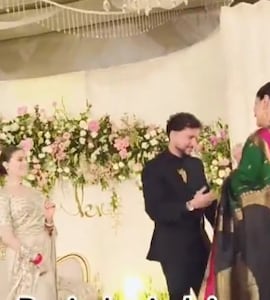 Kuldeep Yadav Touches Ravindra Jadeja And His Wifes Feet At Wedding Reception, Video Goes Viral