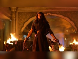 Bowled Over By "Bigger, Darker, Deadlier" <i>Dhurandhar 2</i>, Internet Screams "Give Ranveer Singh The Oscar Already"