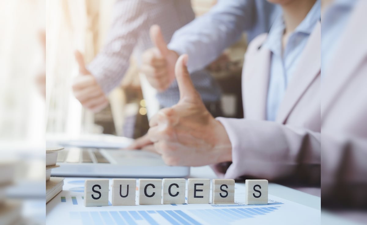 IIT में फेल हुआ बेटा, आज अमेरिका में अपने घर का मालिक बनकर लौटा, जानिए वीराज गड्डा की सक्सेस स्टोरी