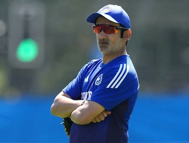 IND vs ENG: बाउंड्रीवर थांबला अन् काहीतरी पुटपुटला; इंग्लंडविरुद्धच्या महायुद्धापूर्वी गंभीरचा तो अवतार कैद