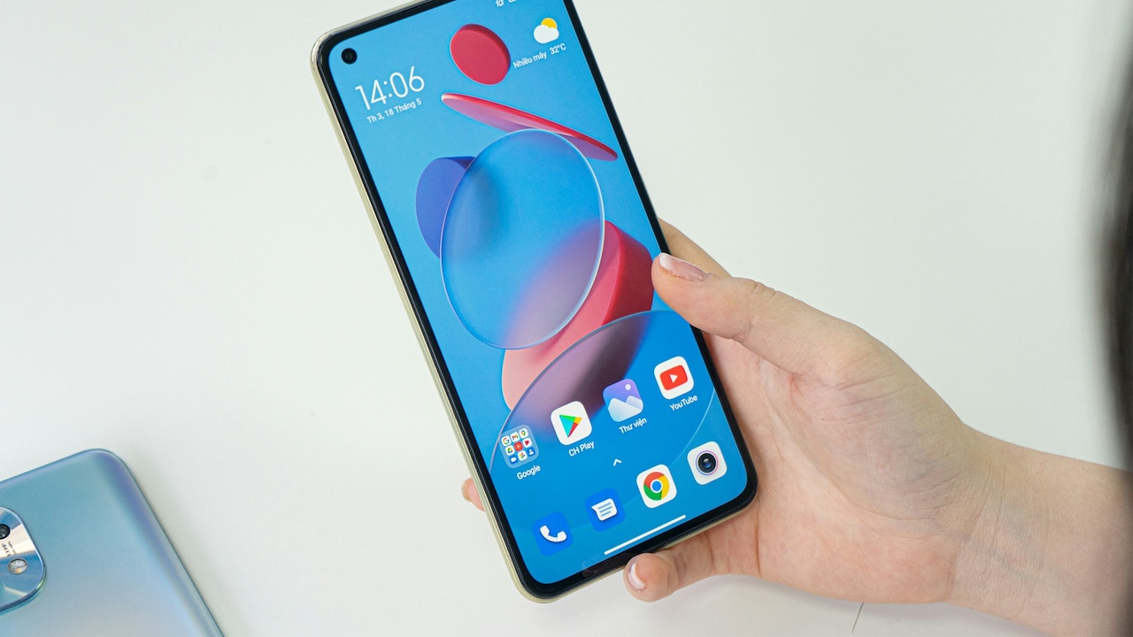 Explore smartphone deals that are worth grabbing from Amazon