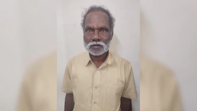 Bengaluru 'Parrot Astrologer' Arrested For Cheating IT Officer Of Rs 20 Lakh, Gold