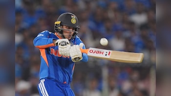 Abhishek Sharma, Sanju Samson Power India To 127/1 In 10 Overs Vs New Zealand