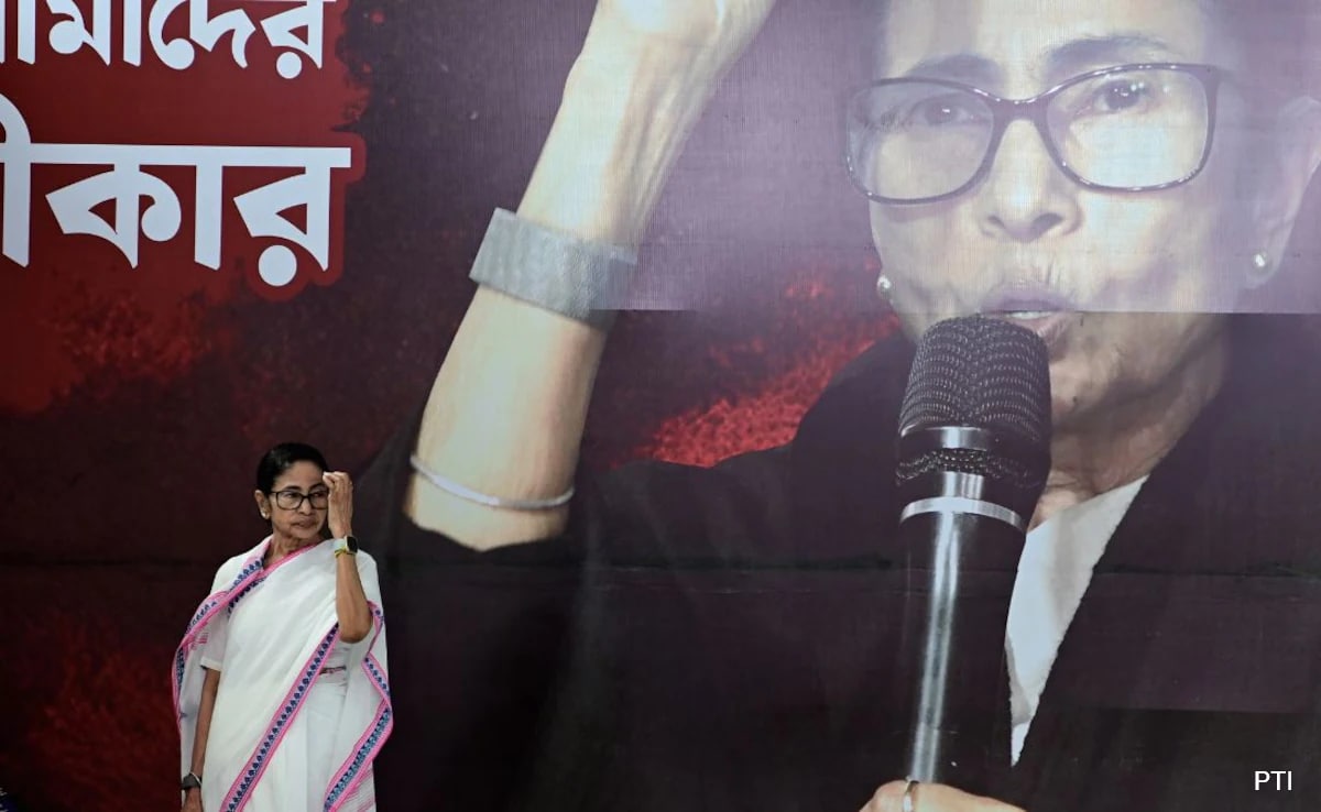 Mamata Banerjee's Big DA Move Shortly Before Bengal Poll Dates Announcement