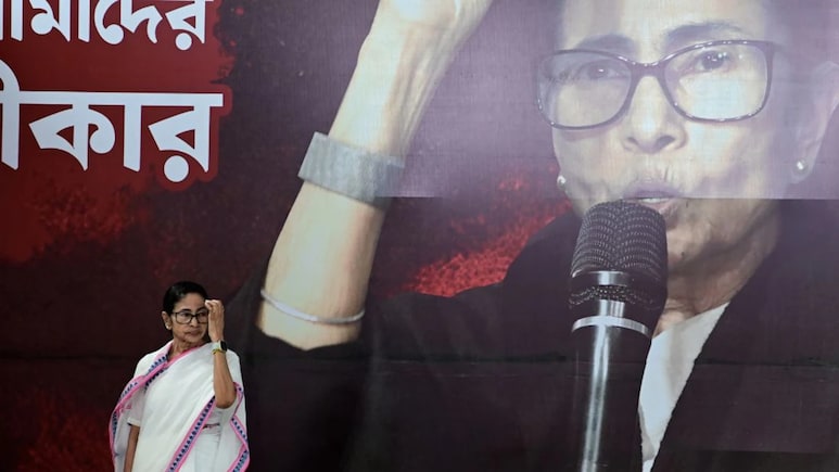 Mamata Banerjee's Big DA Move Shortly Before Bengal Poll Dates Announcement