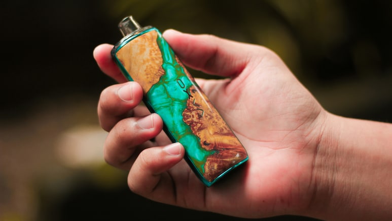 Melbourne Flight Faces Mid-Air Scare After Vape Pen Catches Fire