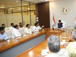 MP में 2 मार्च से प्रस्तावित बस हड़ताल वापस, CM संग बैठक के बाद ऑपरेटरों ने लिया फैसला; बसें सामान्य रूप से चलेंगी