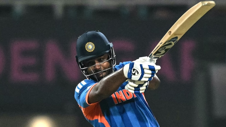 IND vs WI: बड़े मैच में संजू सैमसन ने दिखाई ठसक, वेस्ट इंडीज के खिलाफ ठोका अर्धशतक