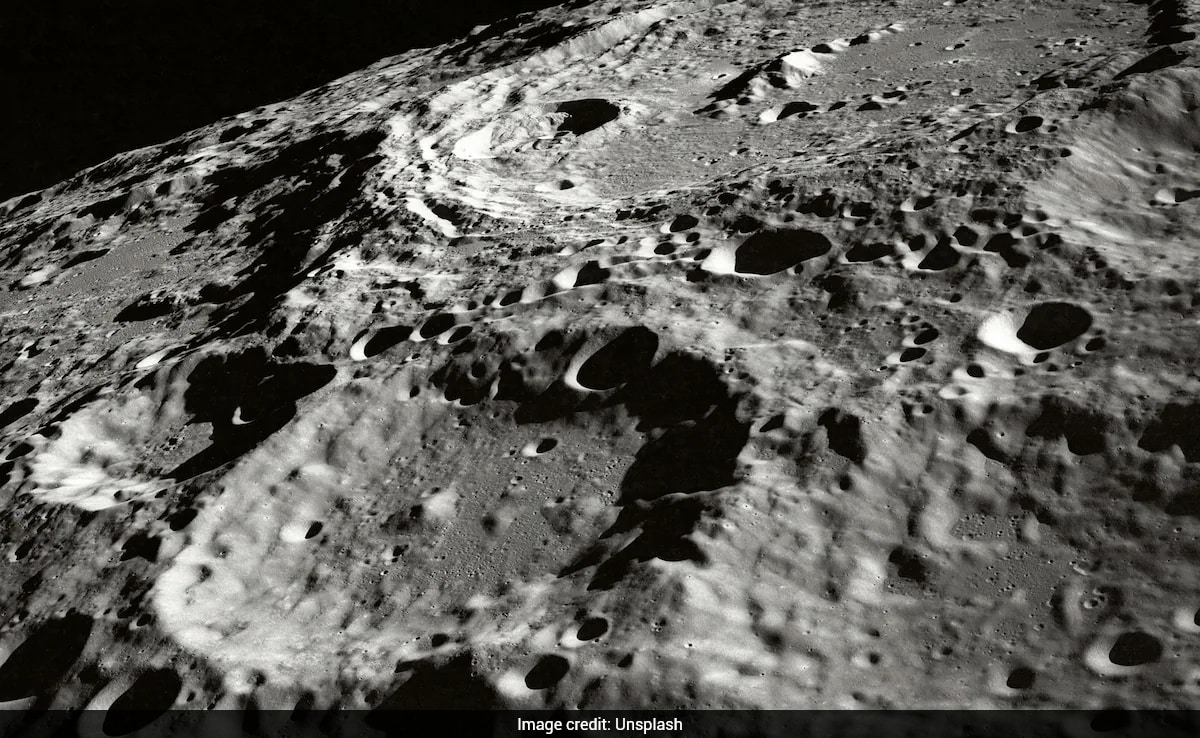 Recycled Human Waste Can Turn Mars, Moon Dust Into Fertile Soil, Study Finds