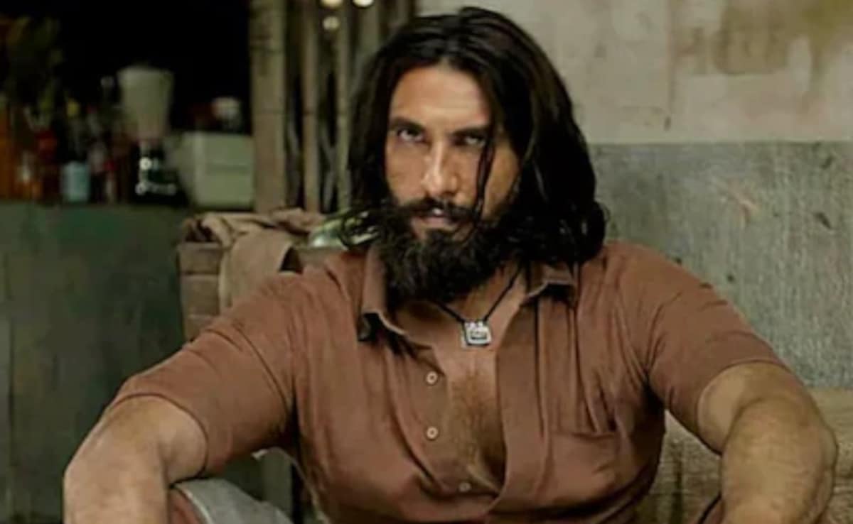 Dhurandhar 2 Cast Fees:  किस एक्टर ने ली कितनी फीस, किसकी सबसे ज्यादा और किसे कौड़ियों के भाव किया साइन?