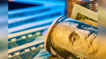 FPIs Stay Net Sellers For 13th Session As Nifty, Sensex Extend Advance