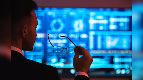 Investors To Keep A Track Of Middle East War, Crude Oil Prices In Holiday-Shortened Week: Analysts