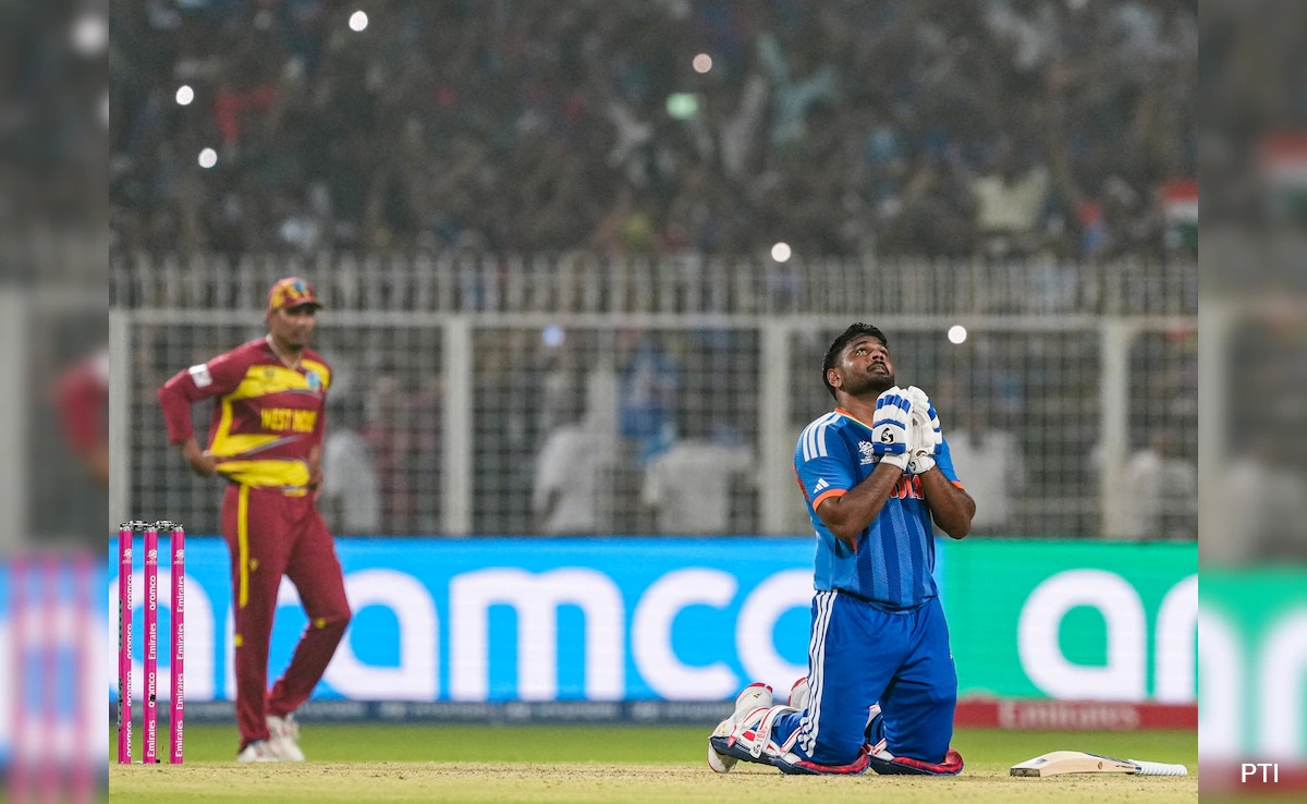 IND vs WI: टीम इंडिया को सेमीफाइनल में पहुंचाने के बाद संजू सैमसन का ग्रैंड सेलिब्रेशन आपने देखा क्या?