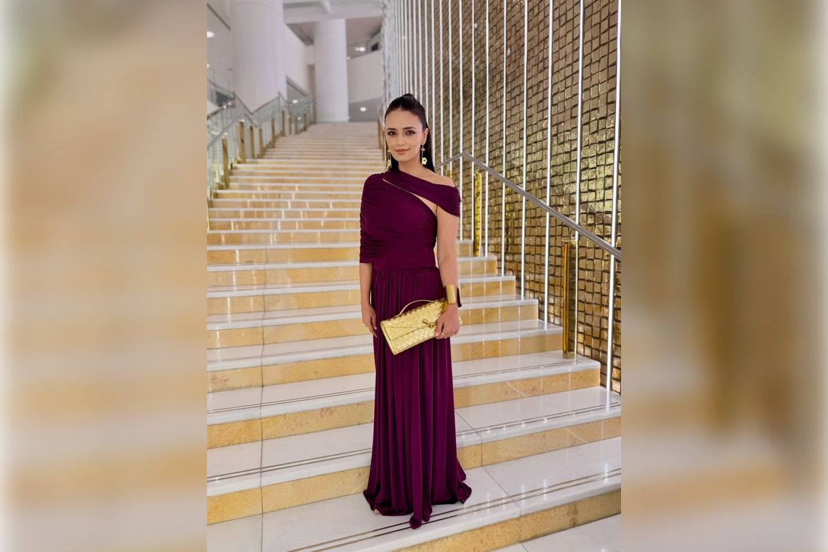 Ayurvedic Foot Massage With Ghee: Roshni Chopra's Tip for Stress-Free Sleep