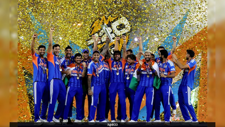 T20 World Cup 2026 Final: 'कोच साहब आपकी यह मुस्कान', भारत की जीत के बाद धोनी का कोच गंभीर को खास मैसेज, सोशल मीडिया पोस्ट वायरल