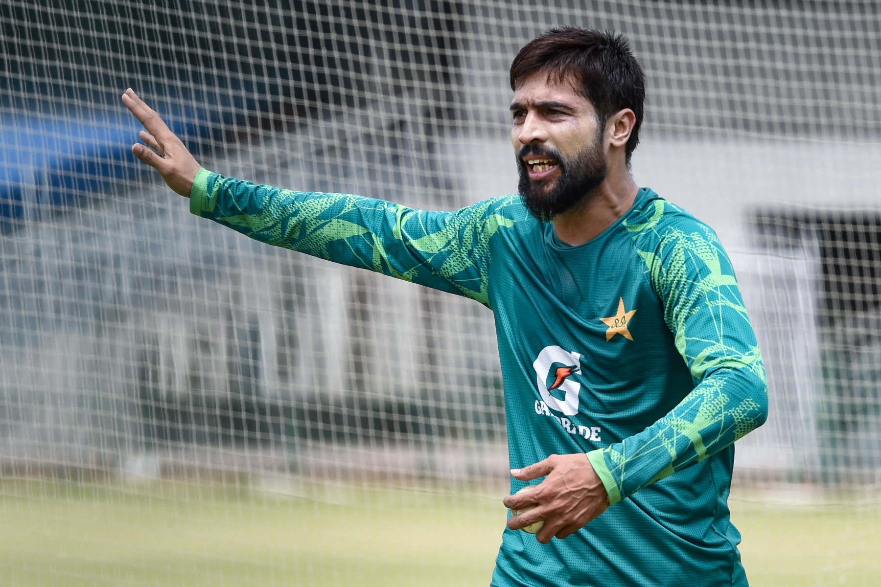 "Standards Going Down": Amir Shifts Blame Over Agha's Run Out Controversy