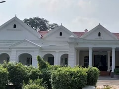 UP News: आम आदमी भी बनेगा सर्किट हाउस का मेहमान... जानें- ऑनलाइन कैसे सरकारी कमरे करवा सकते हैं बुक?