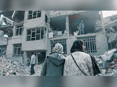 US-Israel and Iran War Live Updates: ईरान में जंग का 16वां दिन, ट्रंप ने खार्ग द्वीप पर और भी हमले की दी धमकी